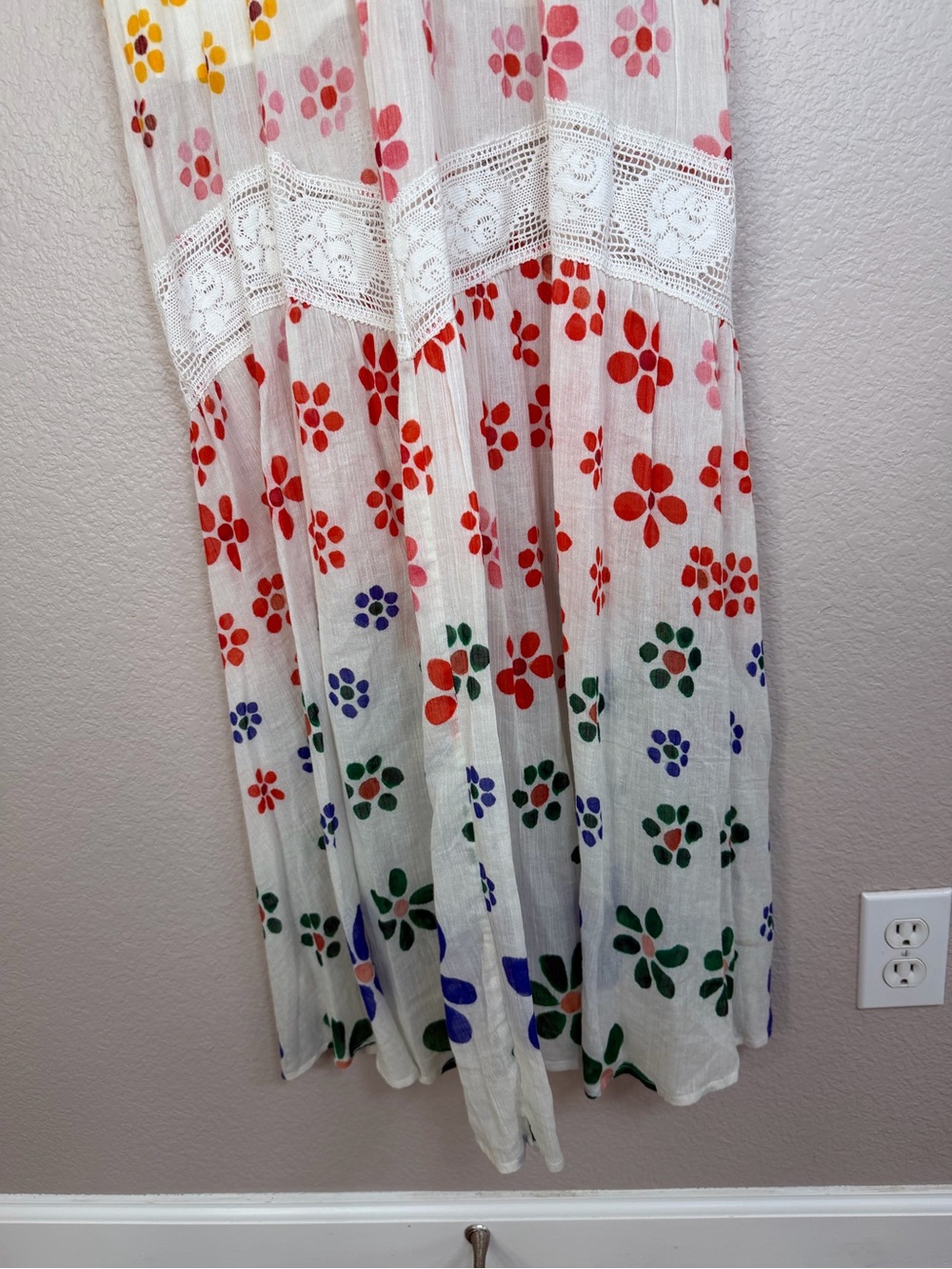 Jen’s Pirate Booty Muse Maxi Dress in Rainbow Watercolor Daisy Print Medium $279 - Picture 15 of 16